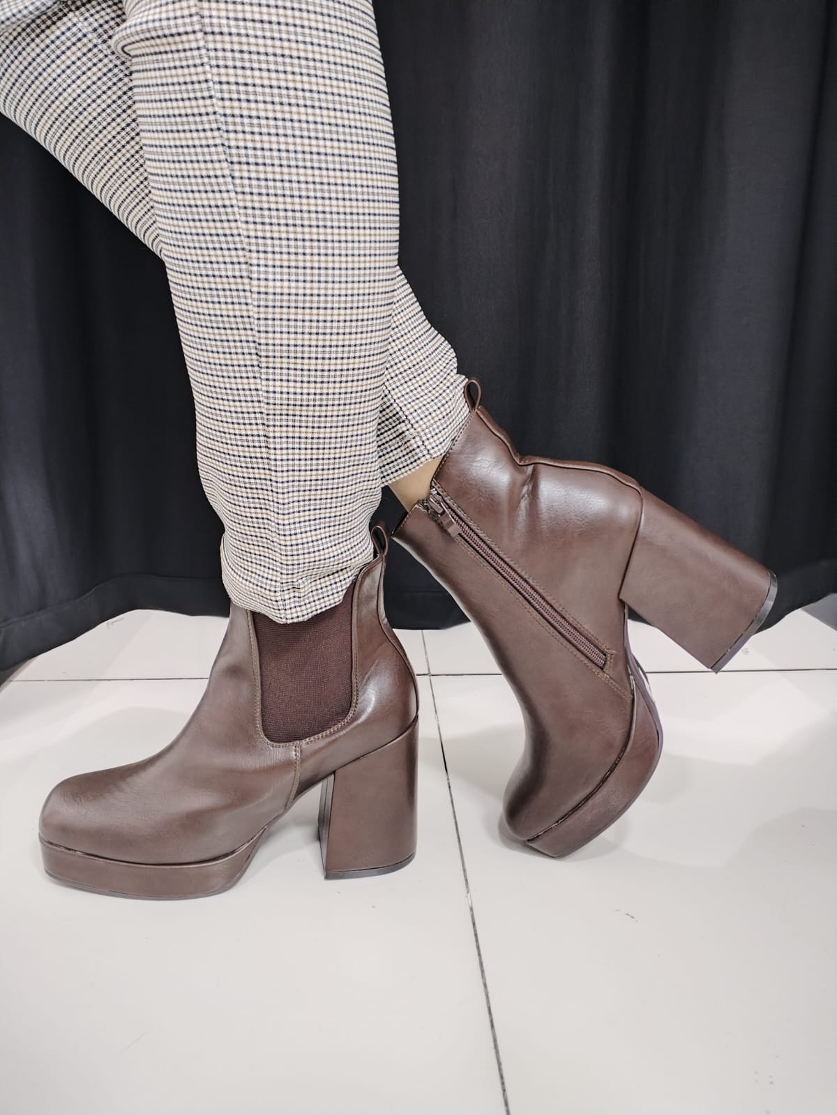 BOTINES